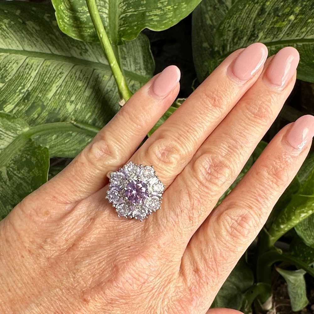 Elegant Purple and Silver Women's Ring